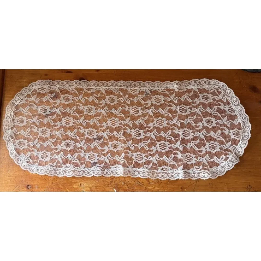 Vintage White Lace Table Runner Oval Cottage Farmhouse Wedding Cottagecore Decor